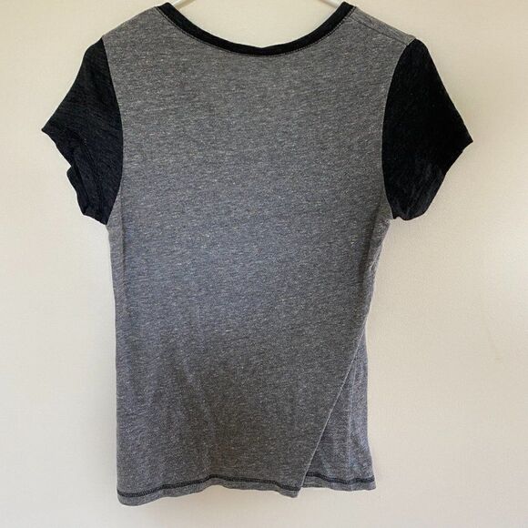 NFL Team Apparel Women's Sports Steelers Graphic T-Shirt Short Sleeves Medium - Picture 2 of 6